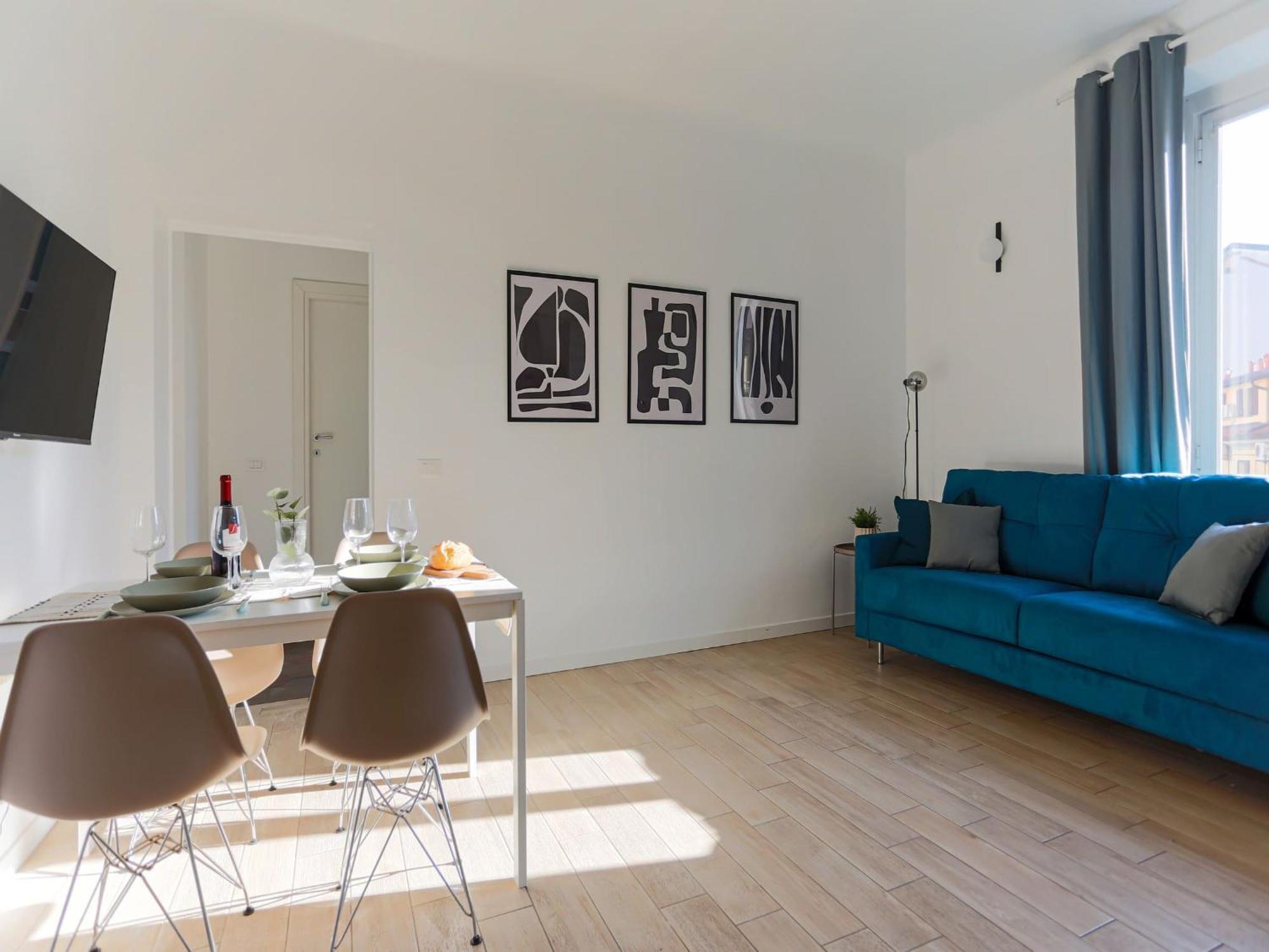 The Best Rent - Spacious Two Bedrooms Apartment Near Porta Romana Milan Bagian luar foto