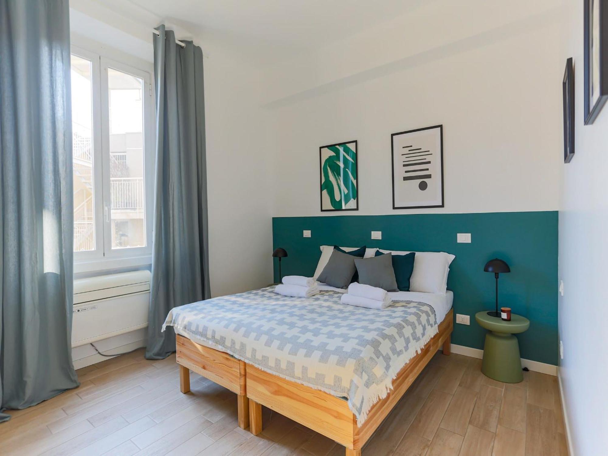 The Best Rent - Spacious Two Bedrooms Apartment Near Porta Romana Milan Bagian luar foto